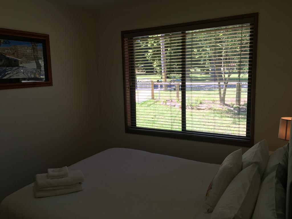 Acorn Lodge Bright Extérieur photo